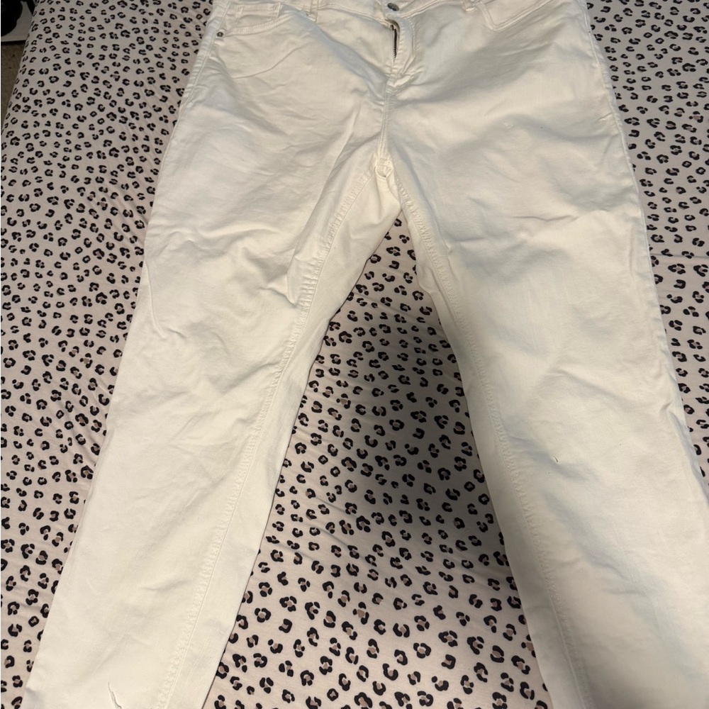 Old Navy Cream Rockstar Super Skinny Pants